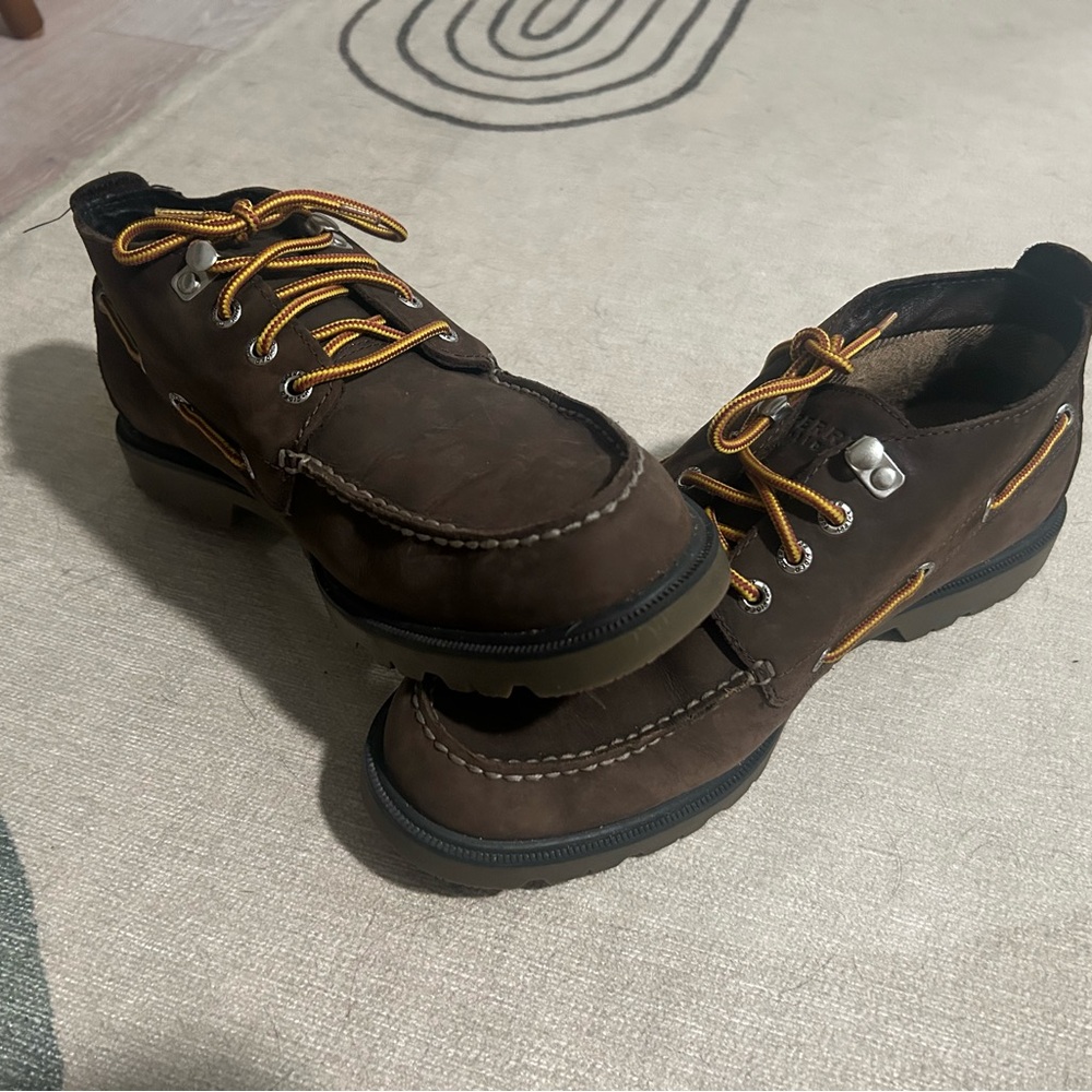 Sperry Topsiders